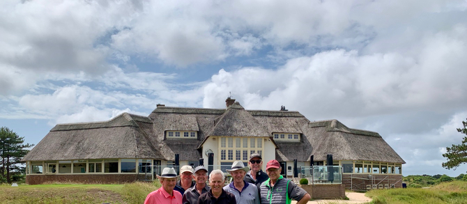 Kennemer GC-clubhouse & group